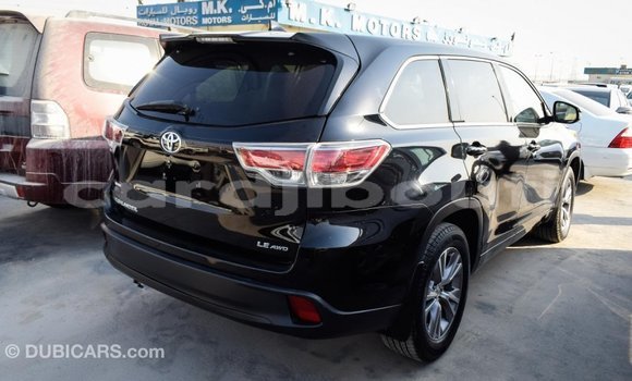 Acheter Import Voiture Toyota Highlander Noir à Import - Dubai, Ali Sabieh Region Acheter Import Voiture Toyota Highlander Noir à Import - Dubai, Ali Sabieh Region