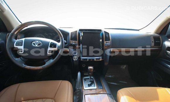 Buy Import Toyota Land Cruiser Brown Car in Import - Dubai in Ali Sabieh Region Buy Import Toyota Land Cruiser Brown Car in Import - Dubai in Ali Sabieh Region