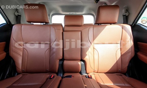 Acheter Import Voiture Toyota Fortuner Blanc à Import - Dubai, Ali Sabieh Region Acheter Import Voiture Toyota Fortuner Blanc à Import - Dubai, Ali Sabieh Region