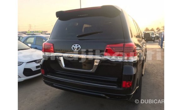 Buy Import Toyota Land Cruiser Black Car in Import - Dubai in Ali Sabieh Region Buy Import Toyota Land Cruiser Black Car in Import - Dubai in Ali Sabieh Region
