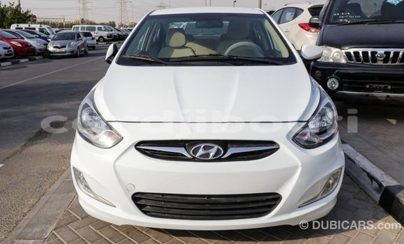 Buy Import Hyundai Accent White Car in Import - Dubai in Ali Sabieh Region Buy Import Hyundai Accent White Car in Import - Dubai in Ali Sabieh Region