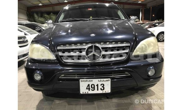 Acheter Import Voiture Mercedes-Benz 190 (W201) Bleu à Import - Dubai, Ali Sabieh Region Acheter Import Voiture Mercedes-Benz 190 (W201) Bleu à Import - Dubai, Ali Sabieh Region
