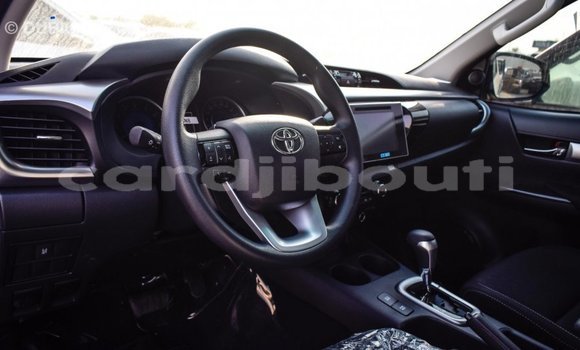Buy Import Toyota Hilux White Car in Import - Dubai in Ali Sabieh Region Buy Import Toyota Hilux White Car in Import - Dubai in Ali Sabieh Region