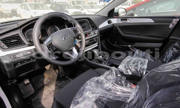 Buy Import Hyundai Sonata White Car in Import - Dubai in Ali Sabieh Region Buy Import Hyundai Sonata White Car in Import - Dubai in Ali Sabieh Region