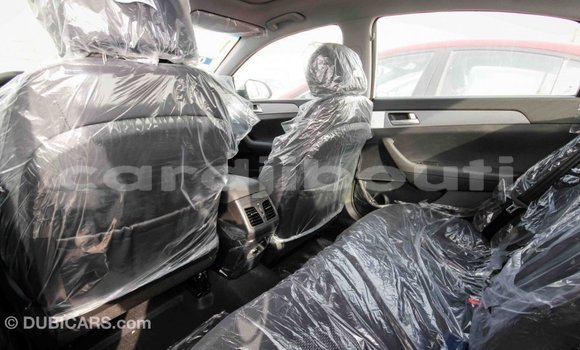 Buy Import Hyundai Sonata White Car in Import - Dubai in Ali Sabieh Region Buy Import Hyundai Sonata White Car in Import - Dubai in Ali Sabieh Region