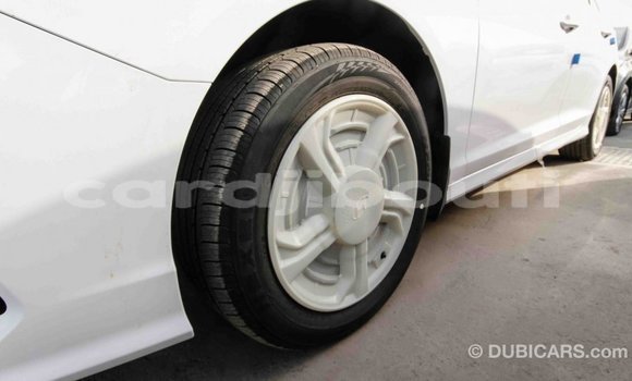 Buy Import Hyundai Sonata White Car in Import - Dubai in Ali Sabieh Region Buy Import Hyundai Sonata White Car in Import - Dubai in Ali Sabieh Region
