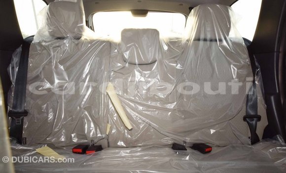 Buy Import Renault Duster White Car in Import - Dubai in Ali Sabieh Region Buy Import Renault Duster White Car in Import - Dubai in Ali Sabieh Region