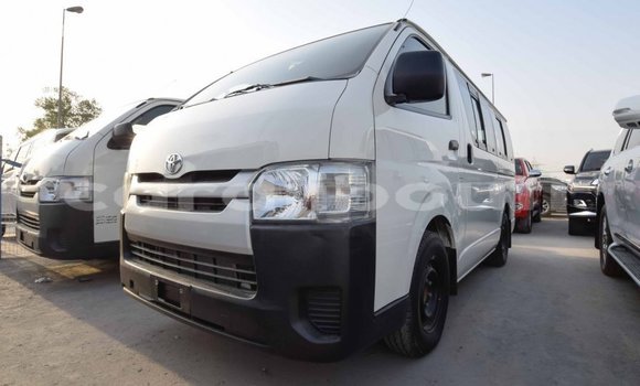 Buy Import Toyota Hiace White Car in Import - Dubai in Ali Sabieh Region Buy Import Toyota Hiace White Car in Import - Dubai in Ali Sabieh Region