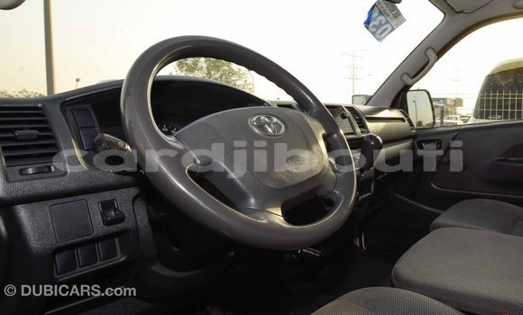 Buy Import Toyota Hiace White Car in Import - Dubai in Ali Sabieh Region Buy Import Toyota Hiace White Car in Import - Dubai in Ali Sabieh Region