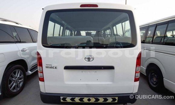 Buy Import Toyota Hiace White Car in Import - Dubai in Ali Sabieh Region Buy Import Toyota Hiace White Car in Import - Dubai in Ali Sabieh Region