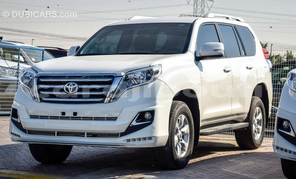 Acheter Import Voiture Toyota Prado Blanc à Import - Dubai, Ali Sabieh Region Acheter Import Voiture Toyota Prado Blanc à Import - Dubai, Ali Sabieh Region