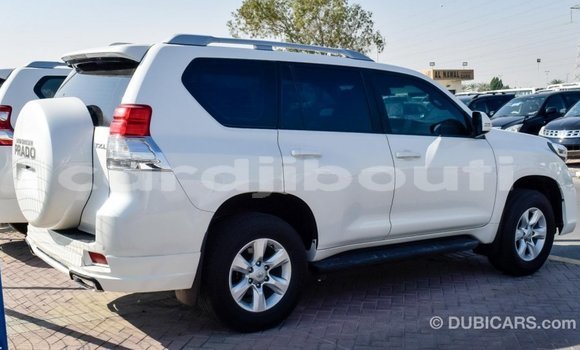 Acheter Import Voiture Toyota Prado Blanc à Import - Dubai, Ali Sabieh Region Acheter Import Voiture Toyota Prado Blanc à Import - Dubai, Ali Sabieh Region