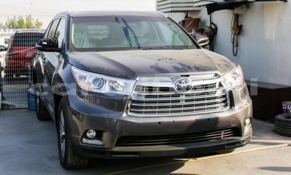 Buy Import Toyota Highlander Other Car in Import - Dubai in Ali Sabieh Region Buy Import Toyota Highlander Other Car in Import - Dubai in Ali Sabieh Region