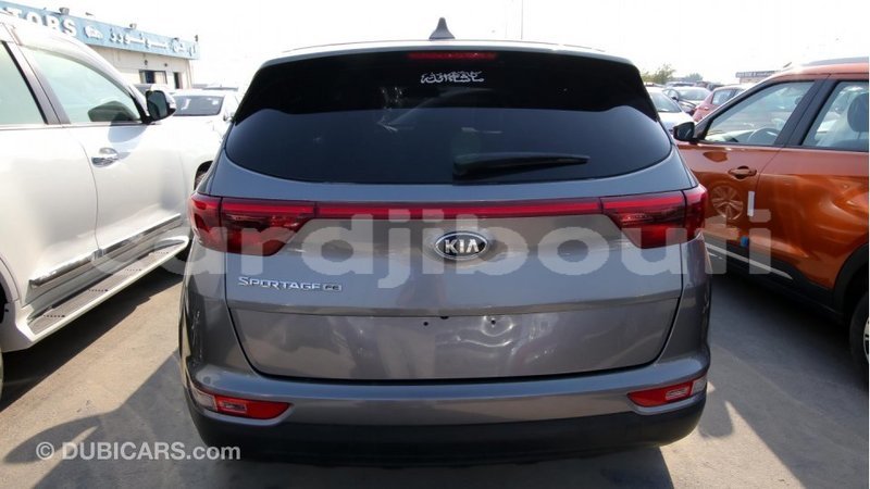 Big with watermark kia sportage ali sabieh region import dubai 1621