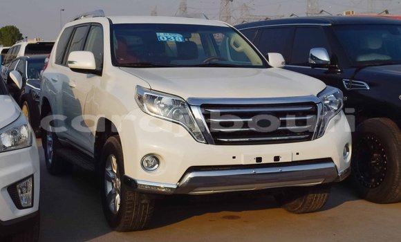 Acheter Import Voiture Toyota Prado Blanc à Import - Dubai, Ali Sabieh Region Acheter Import Voiture Toyota Prado Blanc à Import - Dubai, Ali Sabieh Region