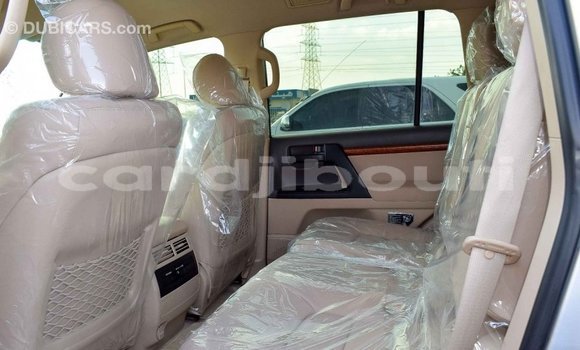 Buy Import Toyota Land Cruiser Other Car in Import - Dubai in Ali Sabieh Region Buy Import Toyota Land Cruiser Other Car in Import - Dubai in Ali Sabieh Region