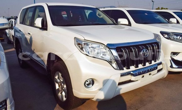 Buy Import Toyota Prado White Car in Import - Dubai in Ali Sabieh Region Buy Import Toyota Prado White Car in Import - Dubai in Ali Sabieh Region