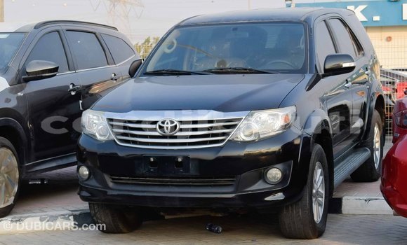 Buy Import Toyota Fortuner Black Car in Import - Dubai in Ali Sabieh Region Buy Import Toyota Fortuner Black Car in Import - Dubai in Ali Sabieh Region