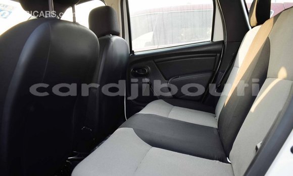 Buy Import Renault Duster White Car in Import - Dubai in Ali Sabieh Region Buy Import Renault Duster White Car in Import - Dubai in Ali Sabieh Region