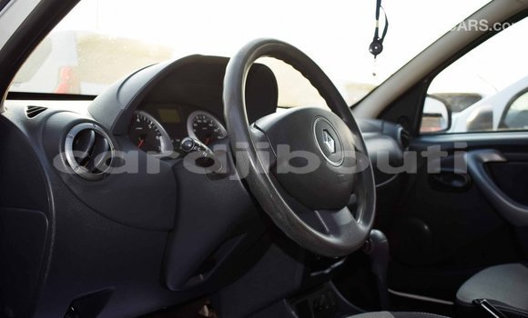 Buy Import Renault Duster White Car in Import - Dubai in Ali Sabieh Region Buy Import Renault Duster White Car in Import - Dubai in Ali Sabieh Region