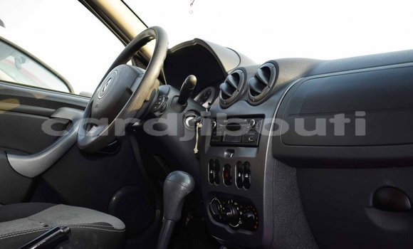Buy Import Renault Duster White Car in Import - Dubai in Ali Sabieh Region Buy Import Renault Duster White Car in Import - Dubai in Ali Sabieh Region