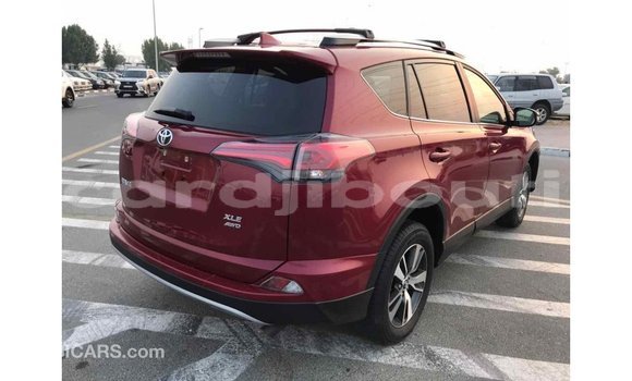 Buy Import Toyota 4Runner Red Car in Import - Dubai in Ali Sabieh Region Buy Import Toyota 4Runner Red Car in Import - Dubai in Ali Sabieh Region