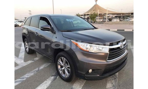 Buy Import Toyota Highlander Other Car in Import - Dubai in Ali Sabieh Region Buy Import Toyota Highlander Other Car in Import - Dubai in Ali Sabieh Region