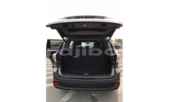 Buy Import Toyota Highlander Other Car in Import - Dubai in Ali Sabieh Region Buy Import Toyota Highlander Other Car in Import - Dubai in Ali Sabieh Region