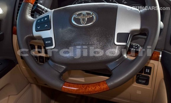 Buy Import Toyota Land Cruiser Black Car in Import - Dubai in Ali Sabieh Region Buy Import Toyota Land Cruiser Black Car in Import - Dubai in Ali Sabieh Region