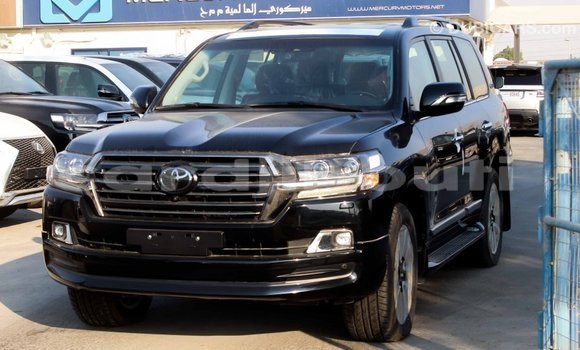 Acheter Import Voiture Toyota Land Cruiser Noir à Import - Dubai, Ali Sabieh Region Acheter Import Voiture Toyota Land Cruiser Noir à Import - Dubai, Ali Sabieh Region