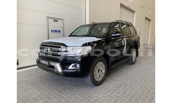 Acheter Import Voiture Toyota Land Cruiser Noir à Import - Dubai, Ali Sabieh Region Acheter Import Voiture Toyota Land Cruiser Noir à Import - Dubai, Ali Sabieh Region