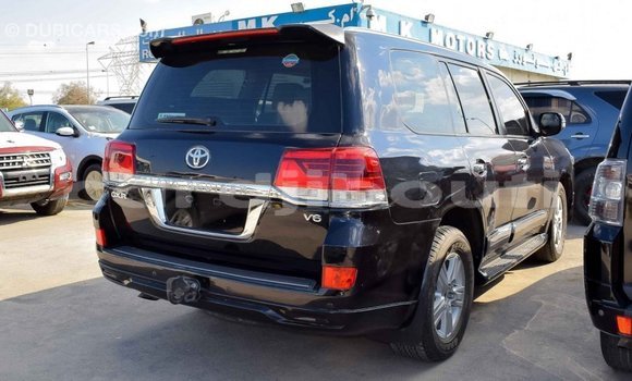 Buy Import Toyota Land Cruiser Black Car in Import - Dubai in Ali Sabieh Region Buy Import Toyota Land Cruiser Black Car in Import - Dubai in Ali Sabieh Region