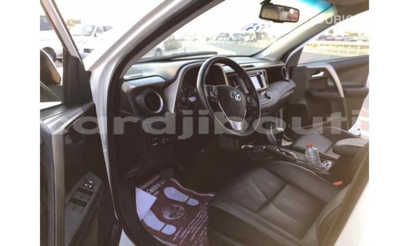 Buy Import Toyota 4Runner White Car in Import - Dubai in Ali Sabieh Region Buy Import Toyota 4Runner White Car in Import - Dubai in Ali Sabieh Region