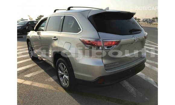 Buy Import Toyota Highlander Other Car in Import - Dubai in Ali Sabieh Region Buy Import Toyota Highlander Other Car in Import - Dubai in Ali Sabieh Region