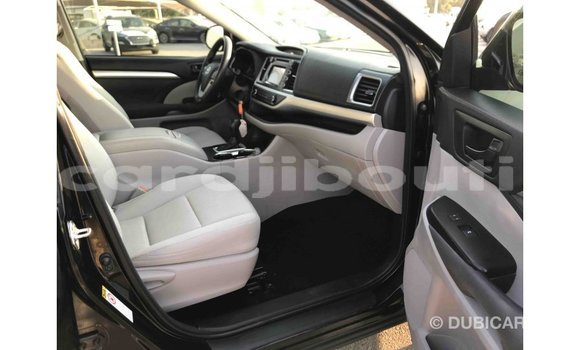 Buy Import Toyota Highlander Black Car in Import - Dubai in Ali Sabieh Region Buy Import Toyota Highlander Black Car in Import - Dubai in Ali Sabieh Region