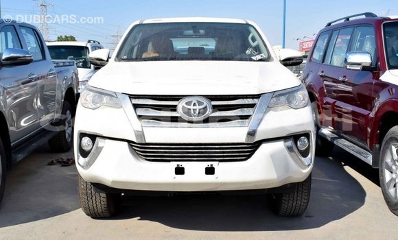 Buy Import Toyota Fortuner White Car in Import - Dubai in Ali Sabieh Region Buy Import Toyota Fortuner White Car in Import - Dubai in Ali Sabieh Region
