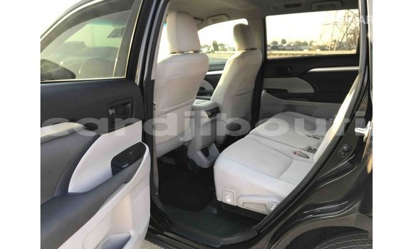 Buy Import Toyota Highlander Black Car in Import - Dubai in Ali Sabieh Region Buy Import Toyota Highlander Black Car in Import - Dubai in Ali Sabieh Region