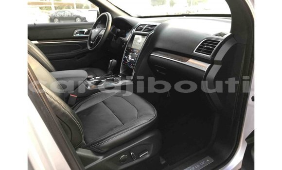 Buy Import Ford Explorer Other Car in Import - Dubai in Ali Sabieh Region Buy Import Ford Explorer Other Car in Import - Dubai in Ali Sabieh Region
