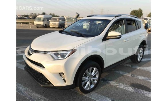 Buy Import Toyota 4Runner White Car in Import - Dubai in Ali Sabieh Region Buy Import Toyota 4Runner White Car in Import - Dubai in Ali Sabieh Region