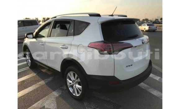 Buy Import Toyota 4Runner White Car in Import - Dubai in Ali Sabieh Region Buy Import Toyota 4Runner White Car in Import - Dubai in Ali Sabieh Region