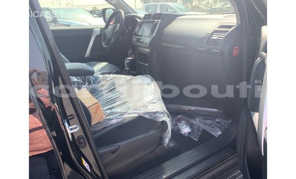 Acheter Import Voiture Toyota Prado Noir à Import - Dubai, Ali Sabieh Region Acheter Import Voiture Toyota Prado Noir à Import - Dubai, Ali Sabieh Region
