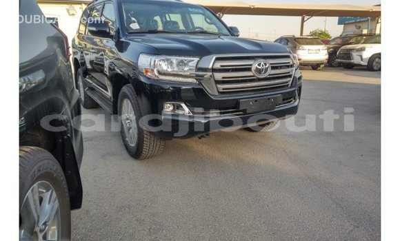 Acheter Import Voiture Toyota Land Cruiser Noir à Import - Dubai, Ali Sabieh Region Acheter Import Voiture Toyota Land Cruiser Noir à Import - Dubai, Ali Sabieh Region