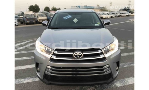 Buy Import Toyota Highlander Other Car in Import - Dubai in Ali Sabieh Region Buy Import Toyota Highlander Other Car in Import - Dubai in Ali Sabieh Region