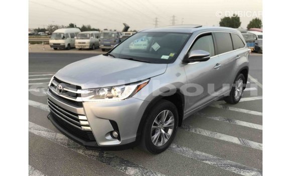 Buy Import Toyota Highlander Other Car in Import - Dubai in Ali Sabieh Region Buy Import Toyota Highlander Other Car in Import - Dubai in Ali Sabieh Region