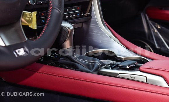 Acheter Import Voiture Lexus RX 300 Blanc à Import - Dubai, Ali Sabieh Region Acheter Import Voiture Lexus RX 300 Blanc à Import - Dubai, Ali Sabieh Region