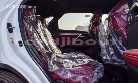 Acheter Import Voiture Lexus RX 300 Blanc à Import - Dubai, Ali Sabieh Region Acheter Import Voiture Lexus RX 300 Blanc à Import - Dubai, Ali Sabieh Region