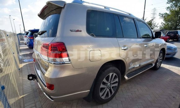 Buy Import Toyota Land Cruiser Other Car in Import - Dubai in Ali Sabieh Region Buy Import Toyota Land Cruiser Other Car in Import - Dubai in Ali Sabieh Region