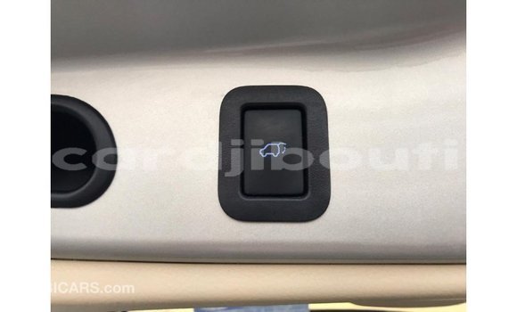 Buy Import Toyota Highlander Other Car in Import - Dubai in Ali Sabieh Region Buy Import Toyota Highlander Other Car in Import - Dubai in Ali Sabieh Region