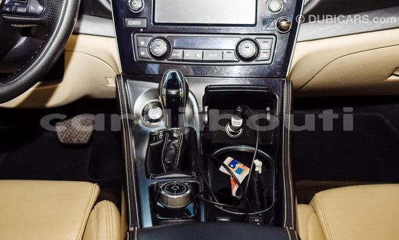 Buy Import Nissan Maxima White Car in Import - Dubai in Ali Sabieh Region Buy Import Nissan Maxima White Car in Import - Dubai in Ali Sabieh Region