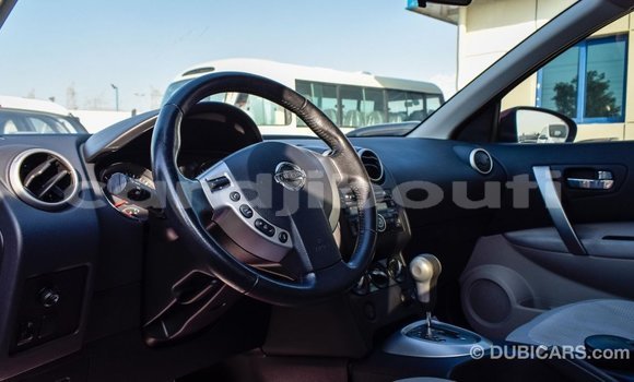 Buy Import Nissan Qashqai Red Car in Import - Dubai in Ali Sabieh Region Buy Import Nissan Qashqai Red Car in Import - Dubai in Ali Sabieh Region